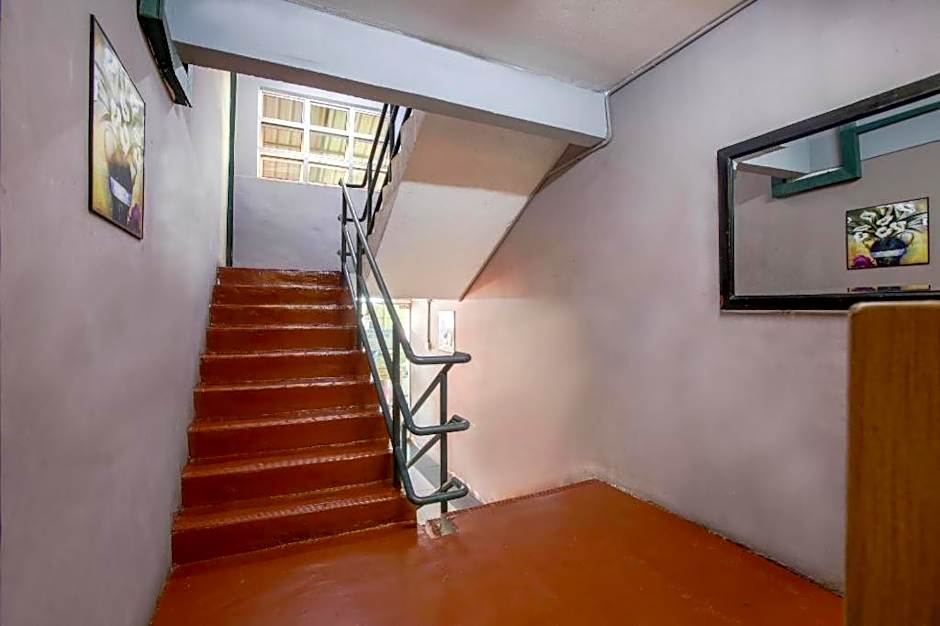 SPOT ON 89788 Musafir Transit Hotel