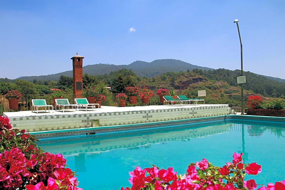 Hotel Pie de la Sierra