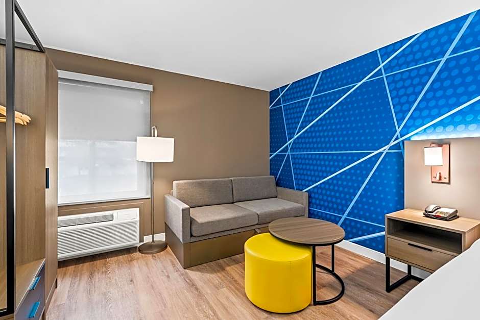 Comfort Inn & Suites Salt Lake City I-80 I-15 Downtown