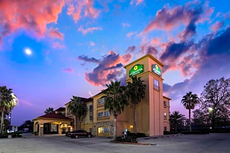 La Quinta by Wyndham Brookshire West Katy
