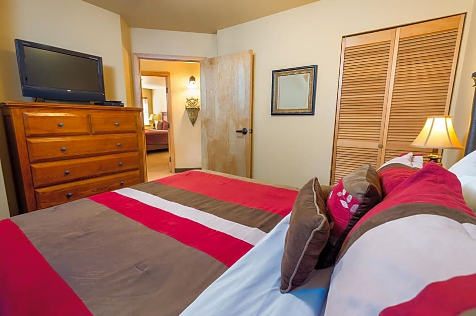 Icicle Village Resort