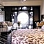 Noir Home