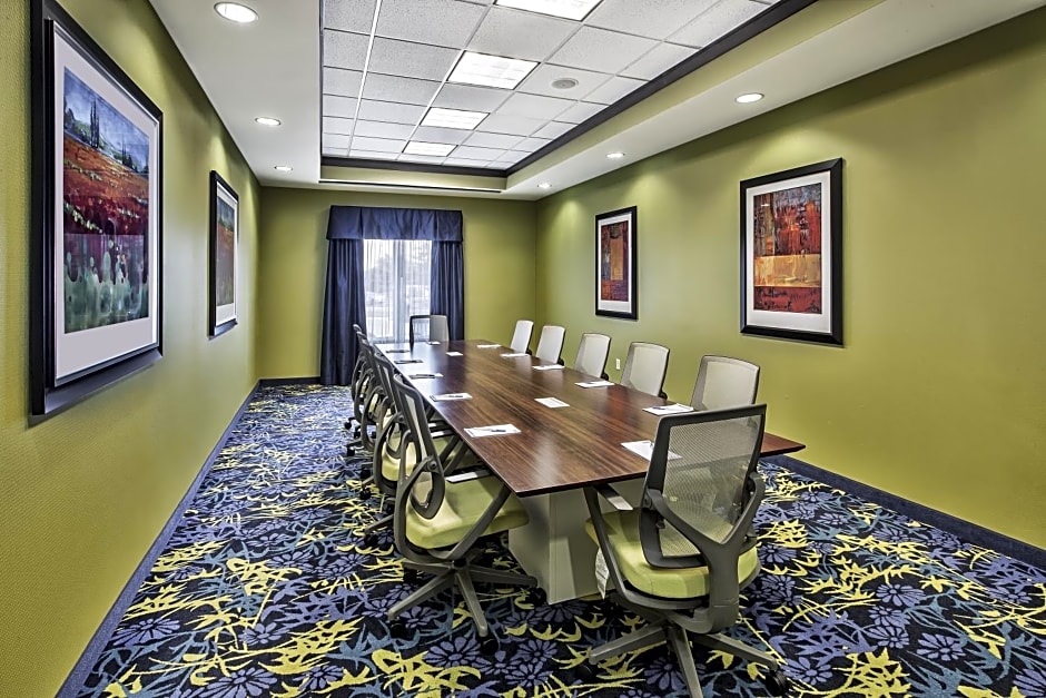 Holiday Inn Express Hotel and Suites Dayton South I 675 By IHG