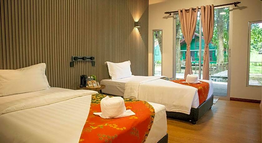 Sukau Greenview Bed and Breakfast