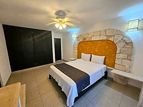 Básica Tukan (Edificio exterior)