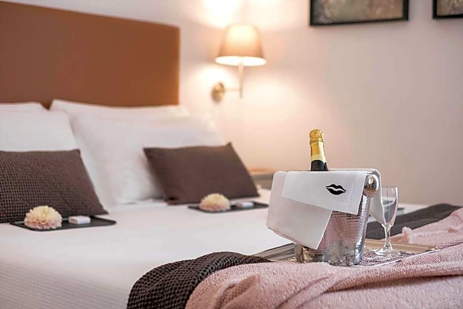 Giuturna Boutique Hotel
