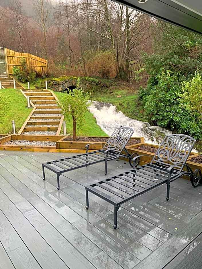 Little Fox Lodge Luxury Hideaway with Hot Tub Glencoe Near Fortwilliam