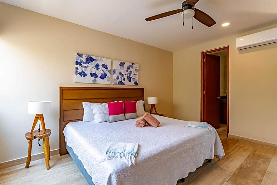Luxury Apt Gym Jacuzzi WIFI Starlink