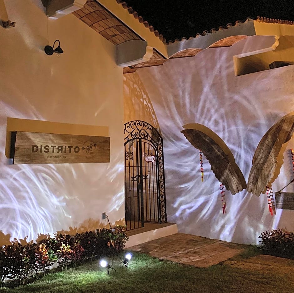 DISTRITO 88 - Hotel Boutique Only Adults