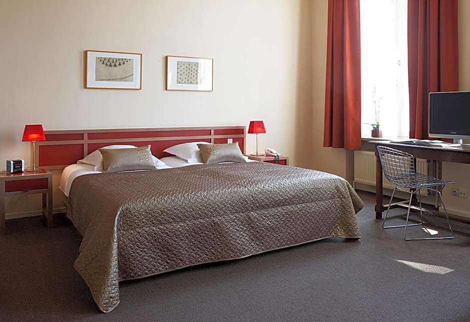Hotel Adornes