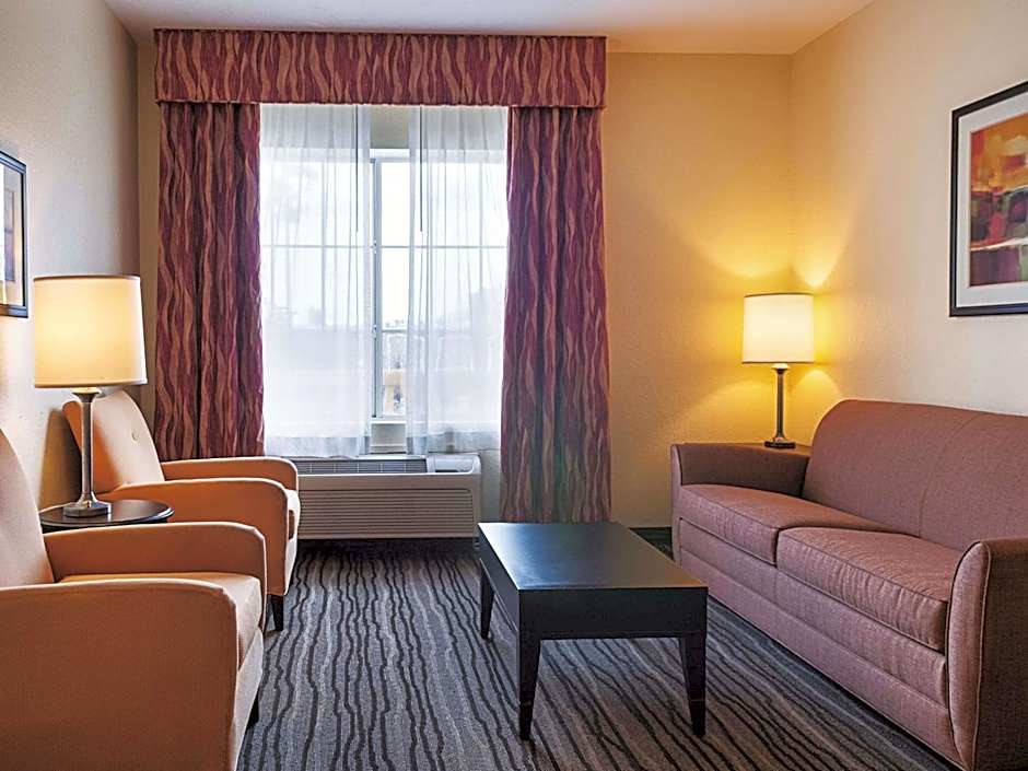 La Quinta Inn & Suites by Wyndham Slidell - North Shore Area