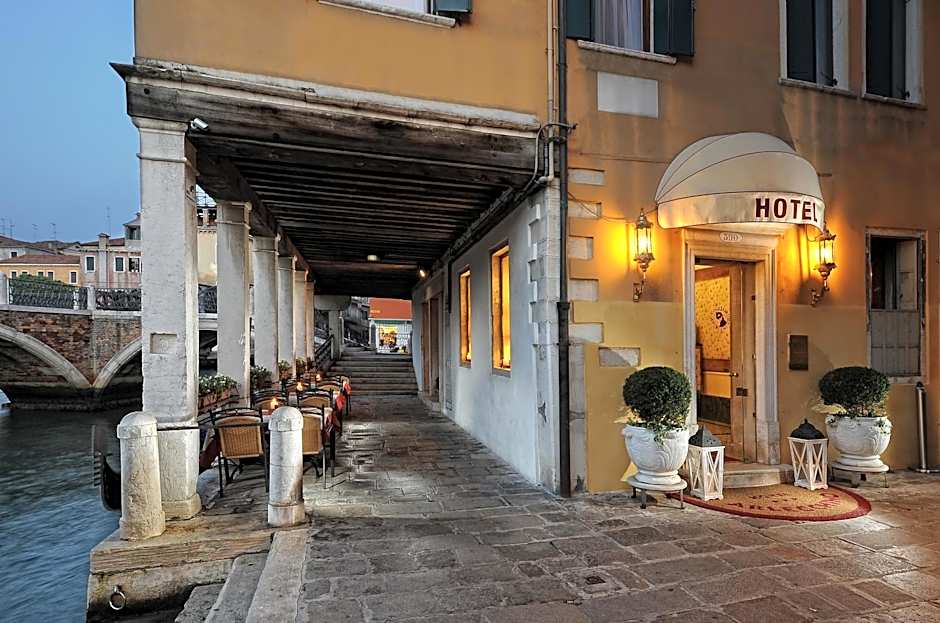 Hotel Arlecchino