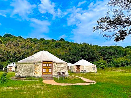 直島町ふるさと海の家 つつじ荘 -SeaSide Park Stay Tsutsujiso-