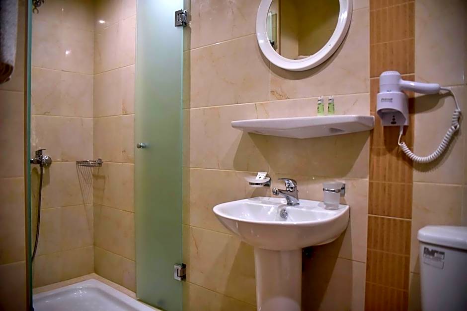 24 Seven Boutique Hotel