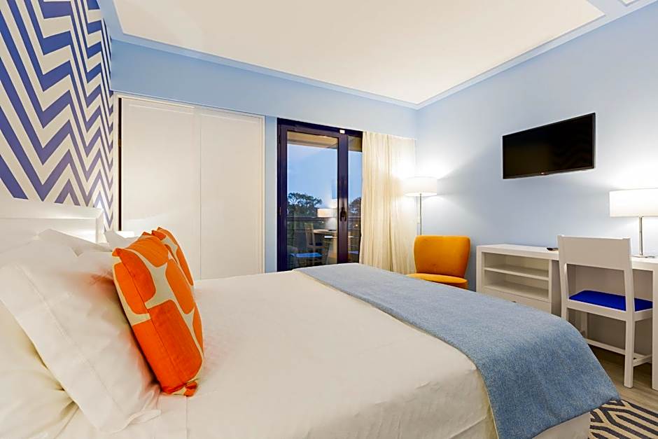 Terrace Mar Suite Hotel