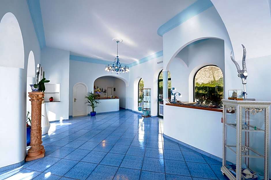 Hotel Torre Saracena