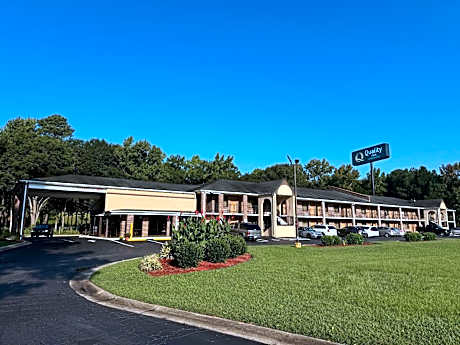 Quality Inn Kenly I-95