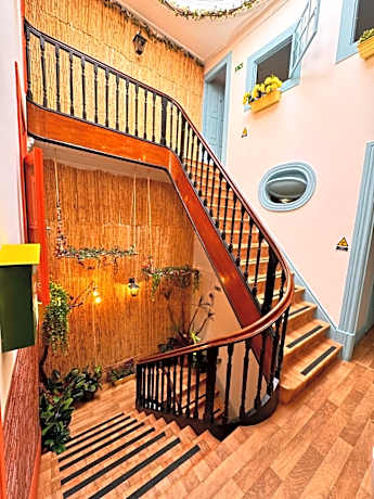 Bed in 8-Bed Mixed Dormitory Room