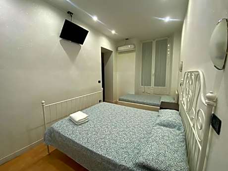 Large Double or Twin Room