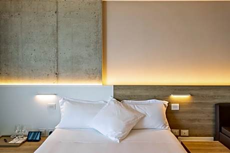 Deluxe Large Double Room