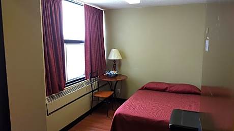 Single Room with Private Bathroom