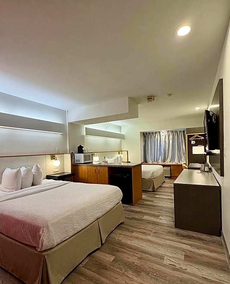 Ramada Limited Bloomington