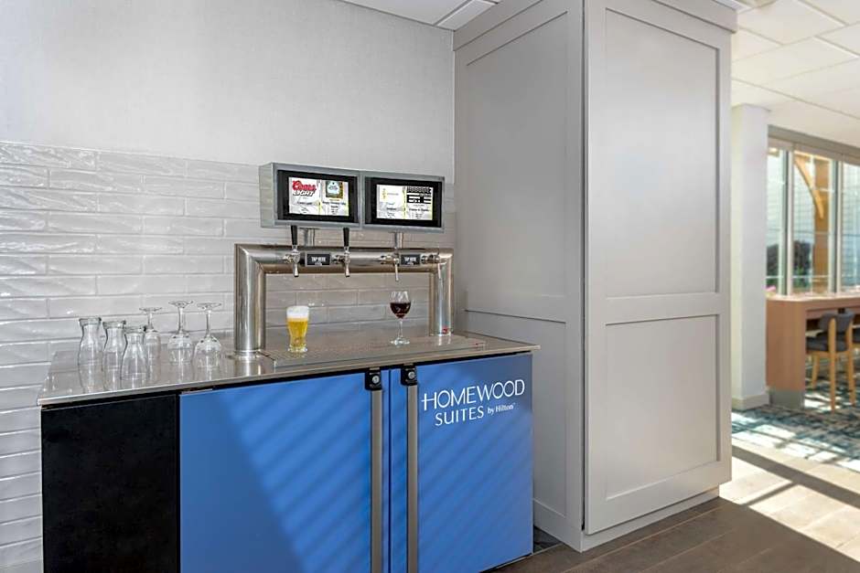 Homewood Suites By Hilton Buffalo-Airport
