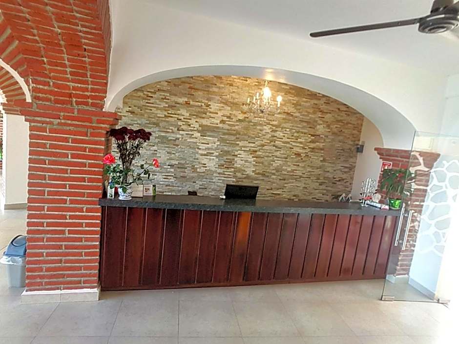 Marboka Hotel & Suites