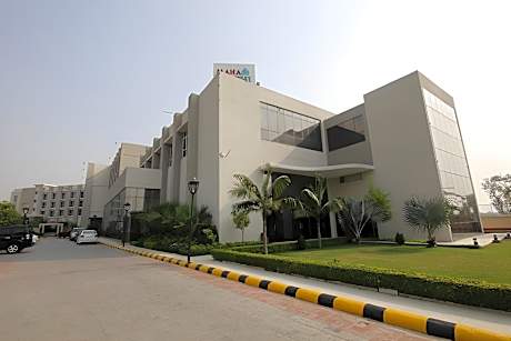 Maha Bodhi Hotel Resort & Convention Centre