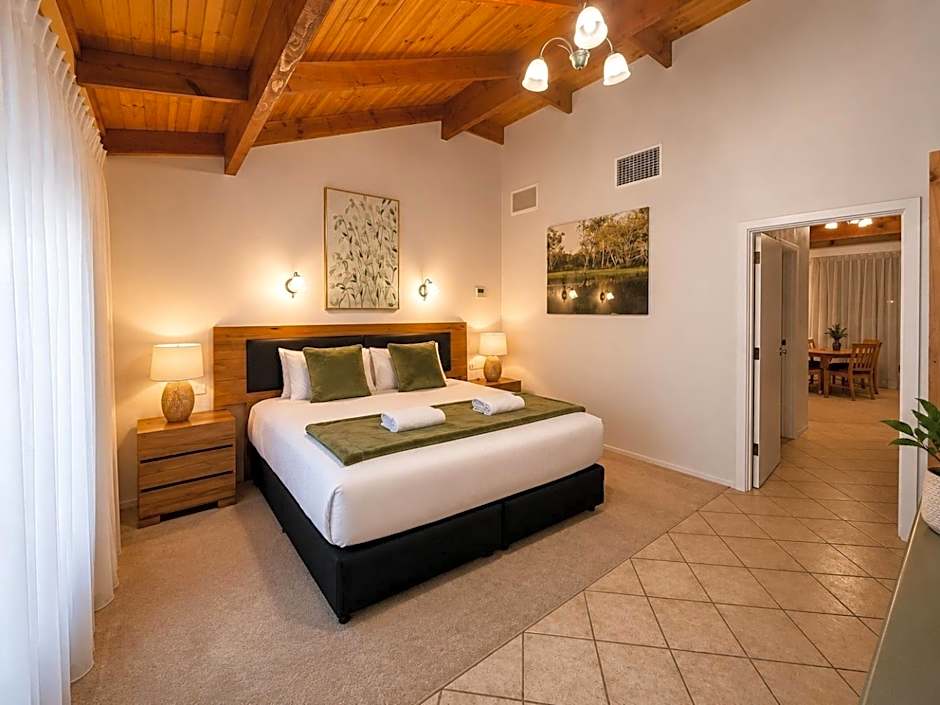 Coonawarra Place Motor Inn