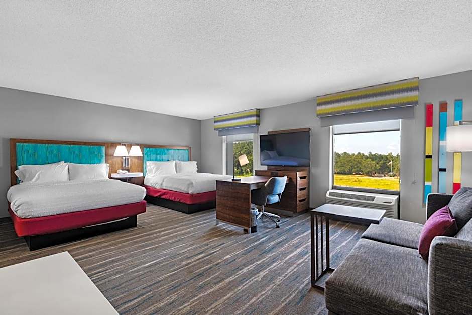 Hampton Inn By Hilton & Suites Pensacola I-10 N At University Town Plaza