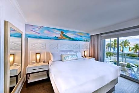 King Suite with Ocean View
