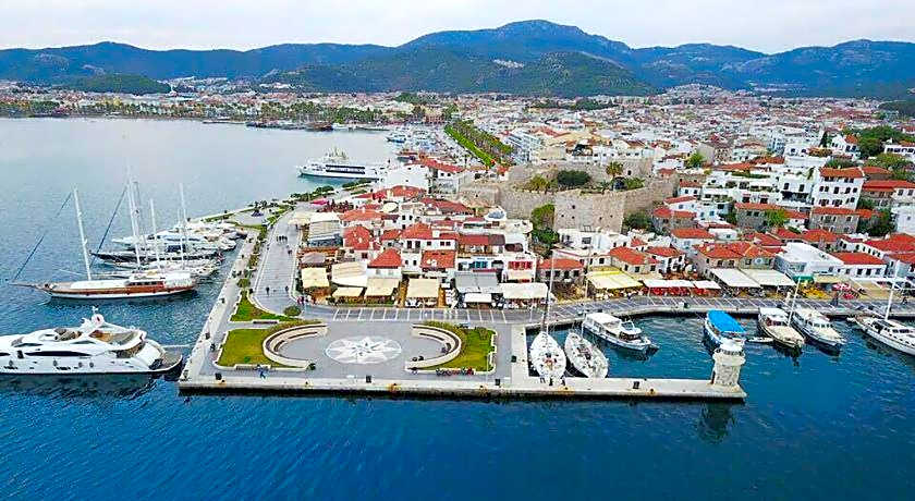 MONİ HOTEL