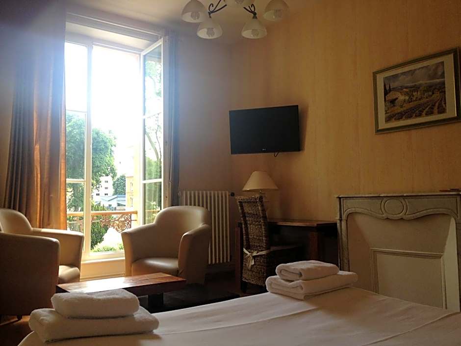 Hotel Couleurs Sud Centre-ville Gare Charleville-Mézières