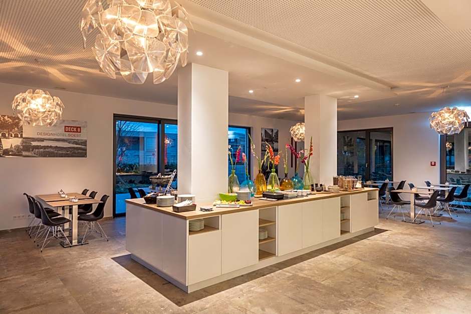 DECK 8 DESIGNHOTEL.SOEST