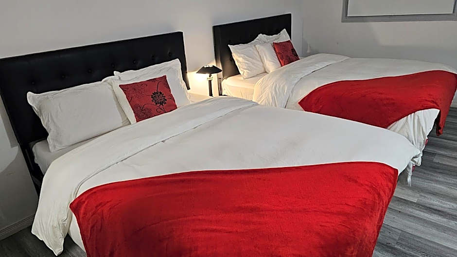 Photo 1 of 6 of Suite