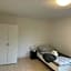 B-S Apartments L