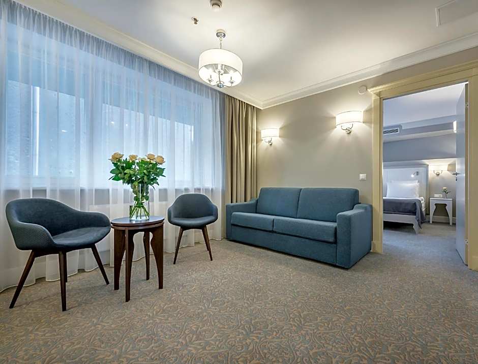 Ratonda Centrum Hotels