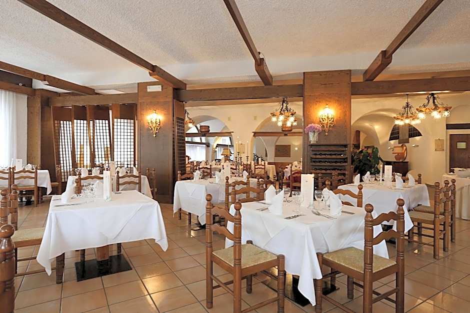 Olympic Turismo Antico Borgo Hotel