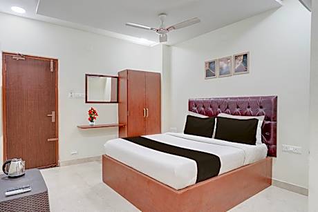 Deluxe with Twin Bed