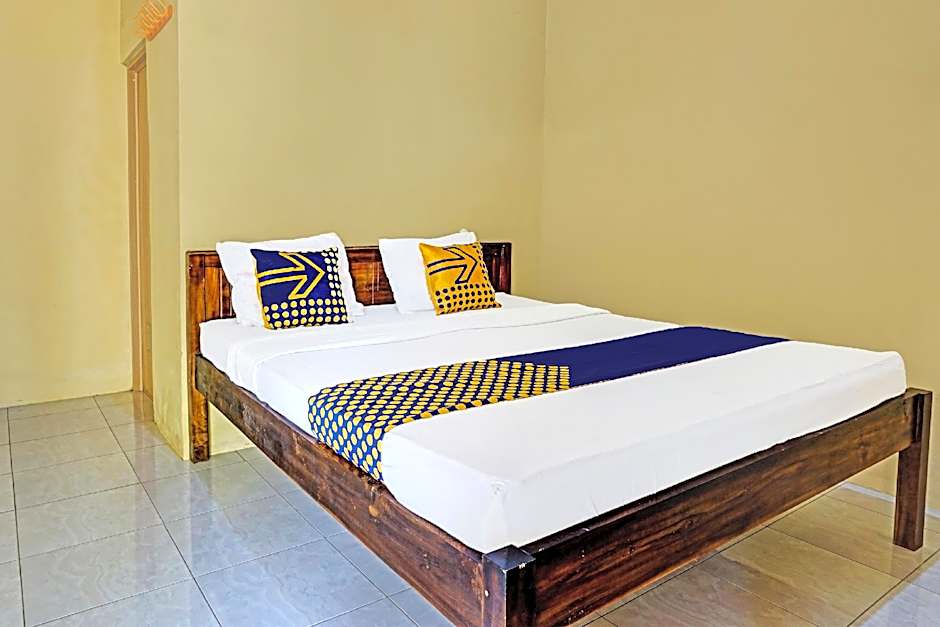 OYO Life 91988 Azka Homestay Klayar