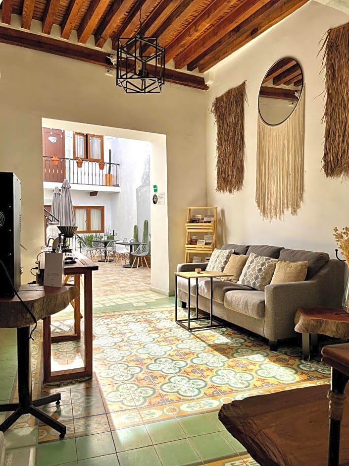 Casa 14 Concept House