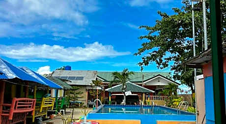 BUBBLY SEAVIEW BEACH RESORT