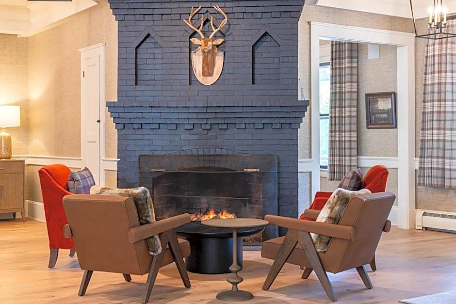 Eagle Mountain House And Golf Club