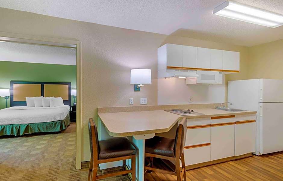 Extended Stay America Suites - Atlanta - Marietta - Powers Ferry Rd.