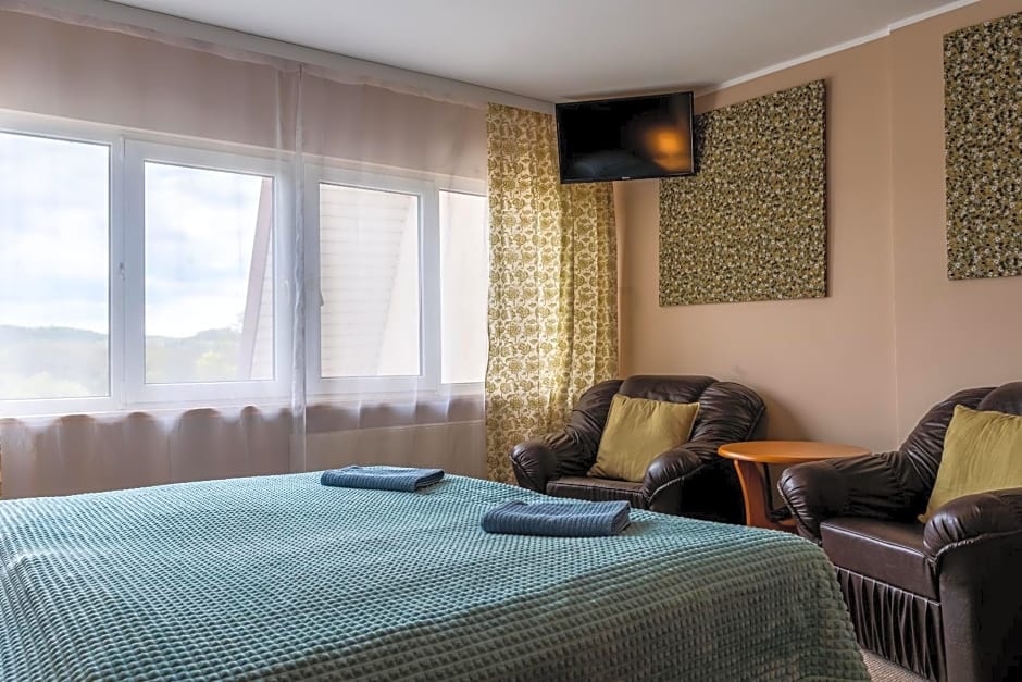 Gościniec Skolimówka Restauracja i pokoje ze śniadaniem na Kaszubach