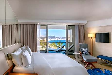 Bay View Suite with Terrace