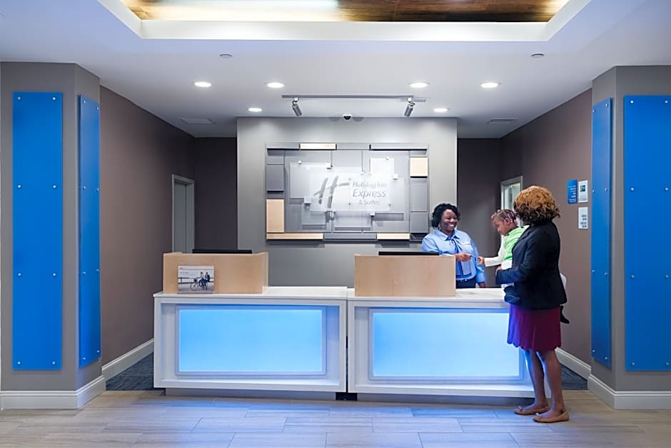 Holiday Inn Express Hotel & Suites Florence Civic Center By IHG