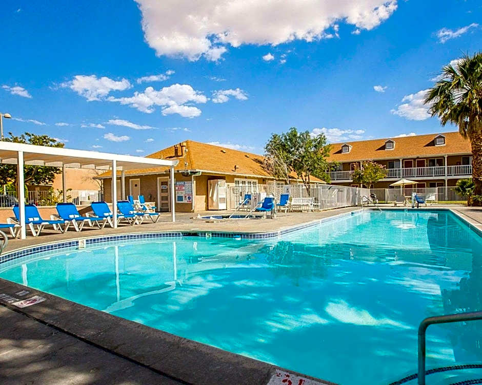 Clarion Inn Near China Lake Naval Station