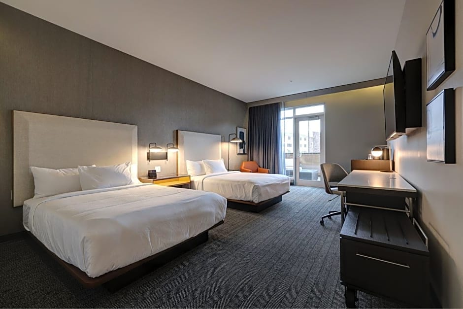 Courtyard by Marriott Iowa City University Heights